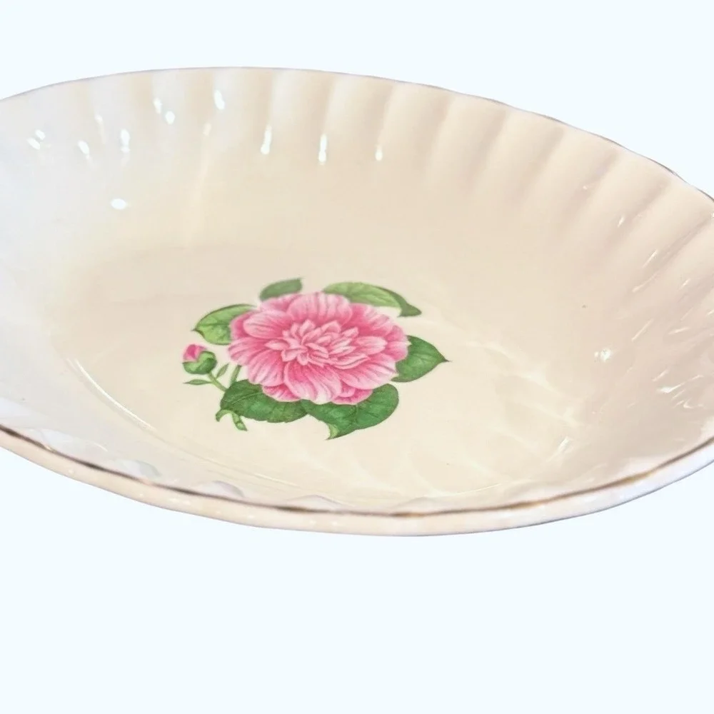 WS‎ George Vintage Oval Serving Bowl Pink Floral Camellia Scallop Gold Trim 9.5